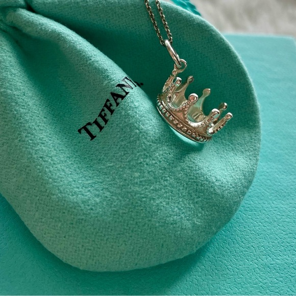 Tiffany and Co. Crown Charm - Picture 8 of 12